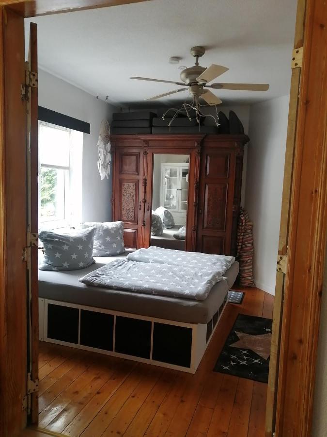 Schoene Ruhige Wohnung Mit Terrasse Und Parkplatz Greifswald Buitenkant foto